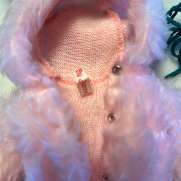 Porcelain doll in Easter bunny outfit - Picture 5 of 9